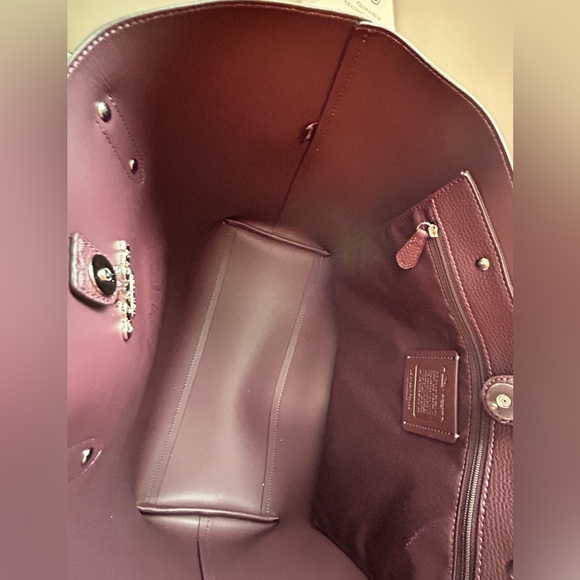 NWT! Coach Star Wars X Town Tote With Glitter Logo - Picture 9 of 12